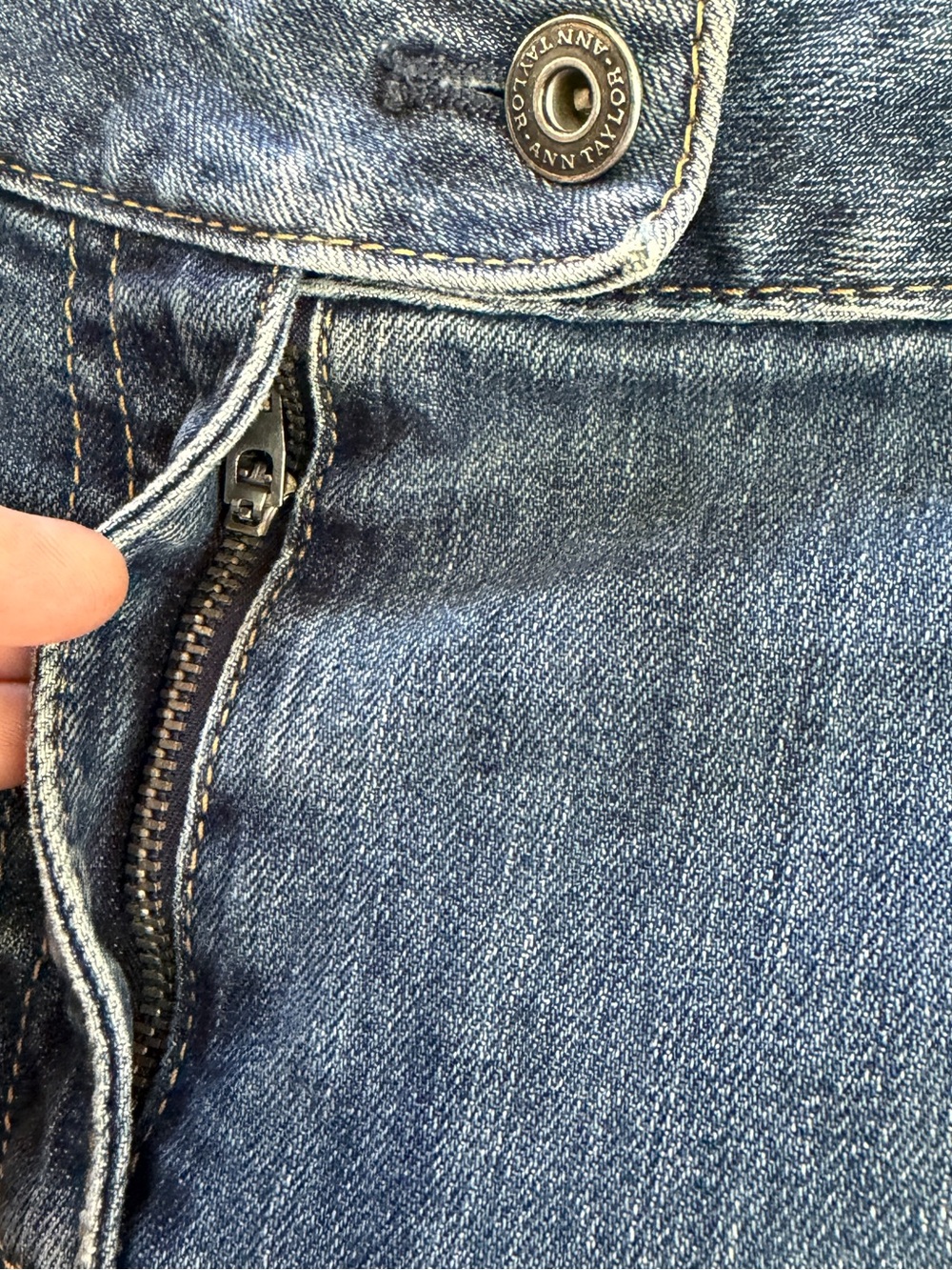 Faded Blue Denim Skirt with Pockets, Closet Basic, Size 10 - Picture 3 of 9
